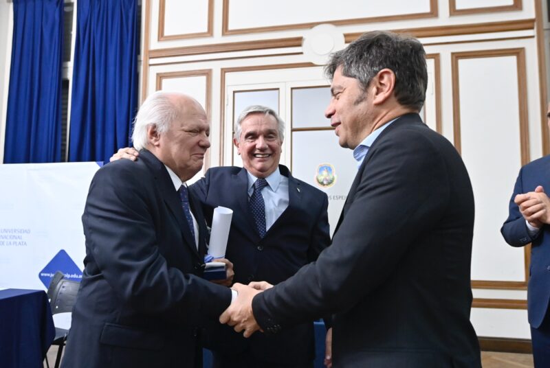 Kicillof participó de un acto en reconocimiento a los jueces que juzgaron a las juntas militares