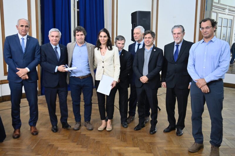 Kicillof participó de un acto en reconocimiento a los jueces que juzgaron a las juntas militares