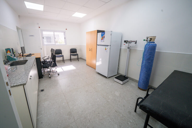 Mariel Fernández reinauguró la Unidad Sanitaria Villa Escobar