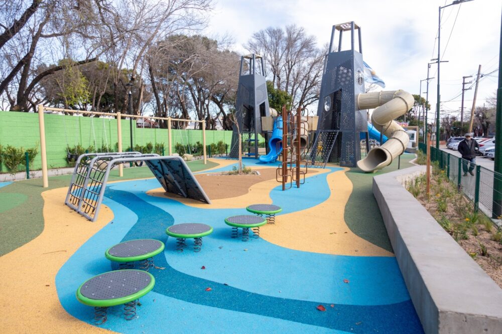 San Isidro finalizó la primera etapa de renovación de la Plaza General Manuel Belgrano en Villa Adelina