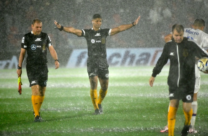 Tigre le ganaba 2 a 0 a Aldosivi pero el partido fue suspendió por el temporal