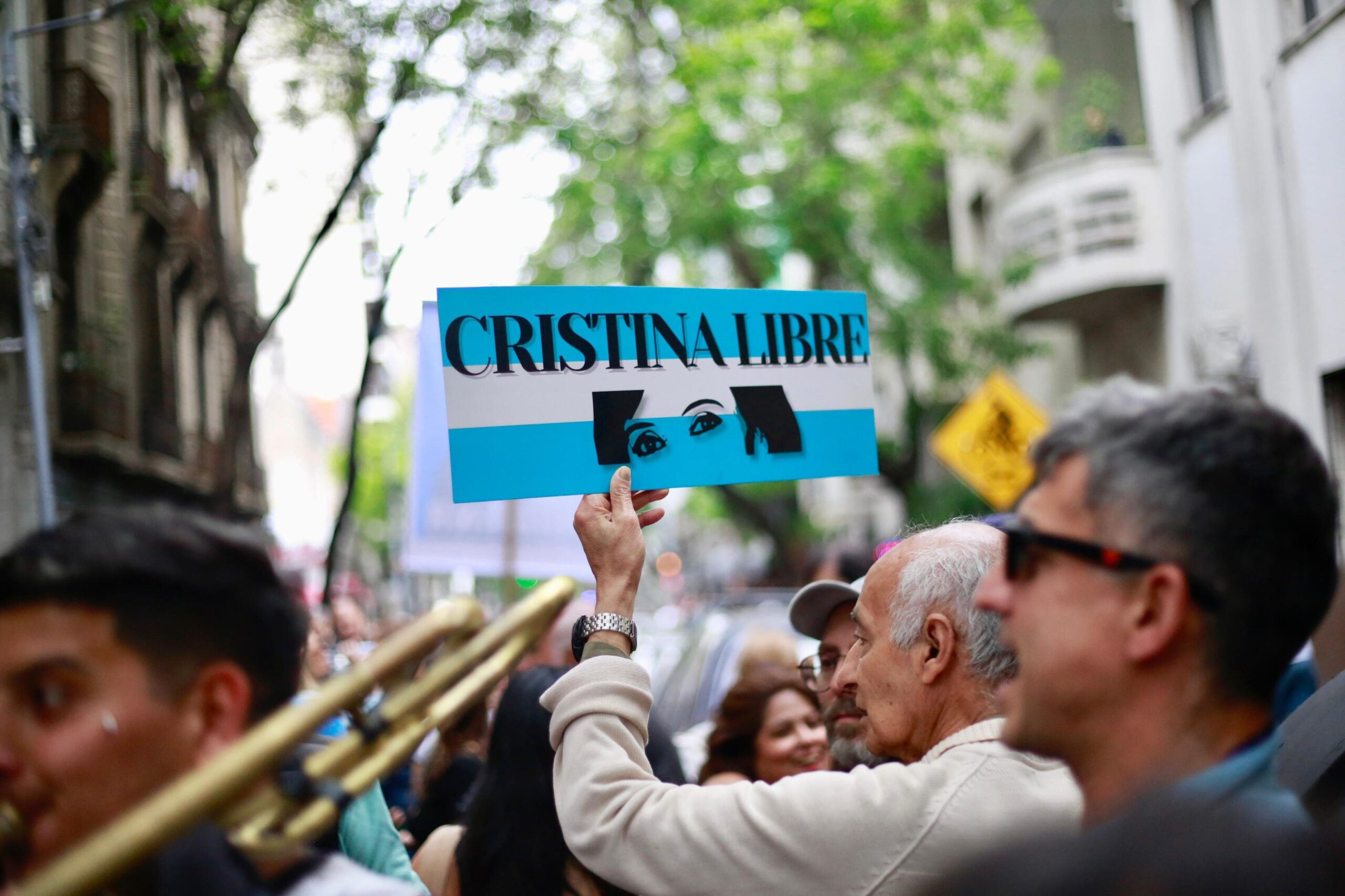 Movilización a la casa de Cristina por el Día de la Lealtad