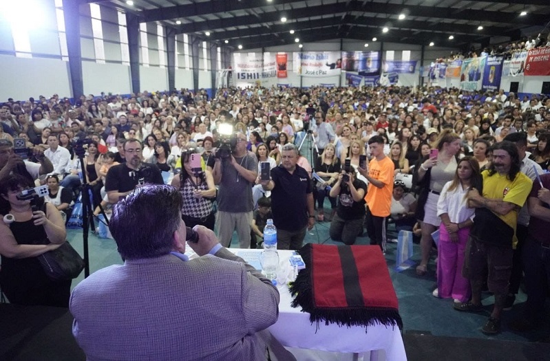 Mario Ishii cerro la campaña con un acto multitudinario en José C. Paz