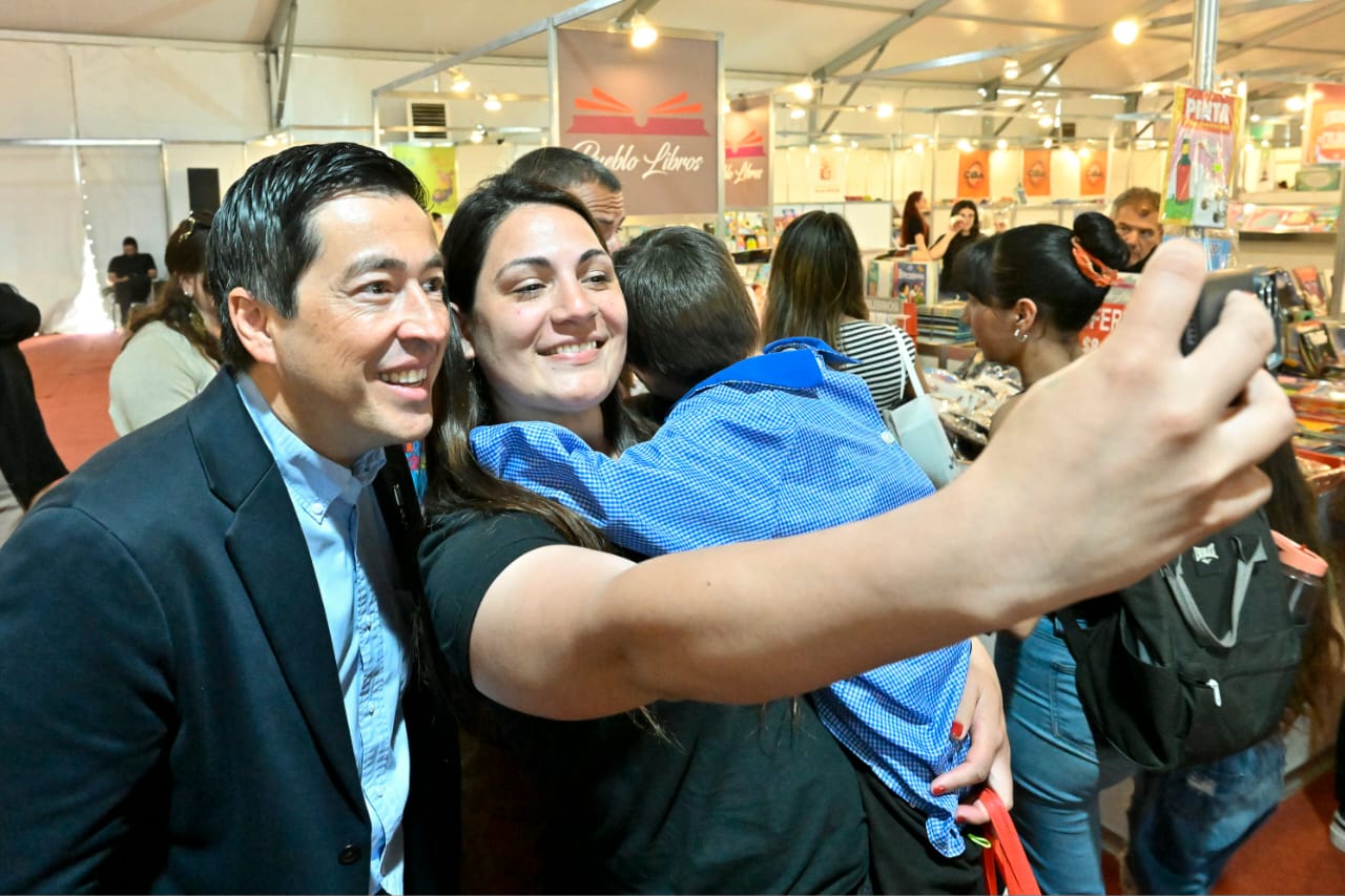 Comenzó la 6ta Feria del Libro de Malvinas Argentinas, Edición 30 años