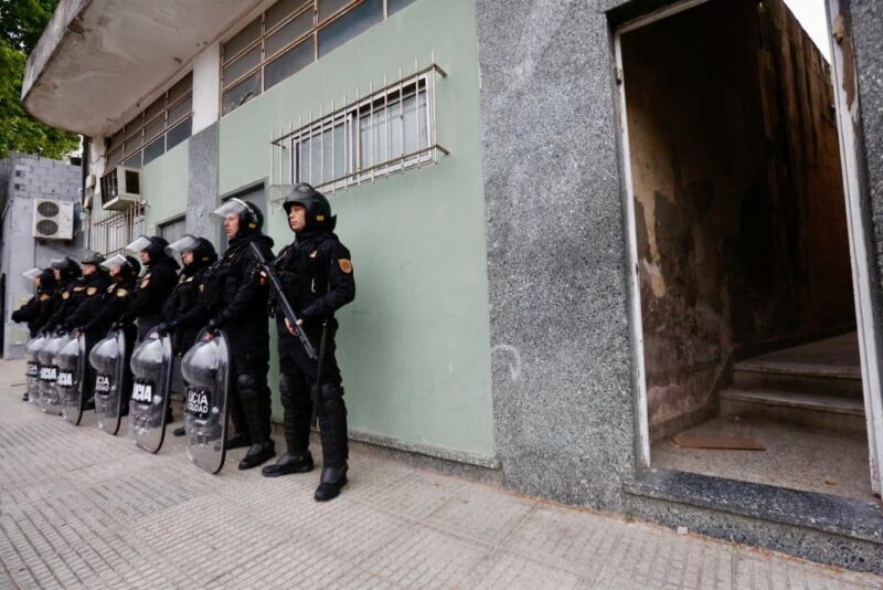 Desalojo 468: La Ciudad desocupó un PH en Villa Crespo que estaba tomado hace 20 años
