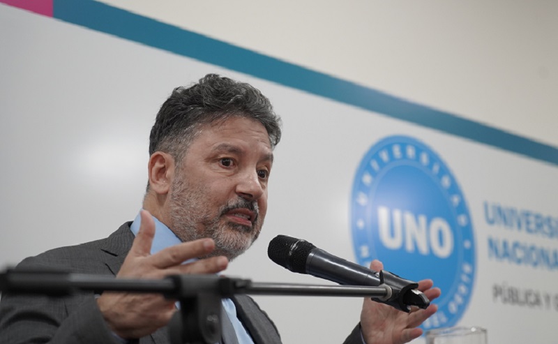 Gustavo Soos asumió como rector de la Universidad Nacional del Oeste