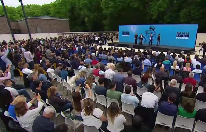 Día de la Lealtad Peronista: Kicillof en San Vicente con intendentes, funcionarios y sindicatos