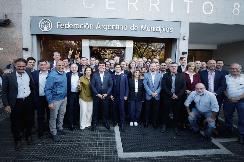 Kicillof participó de la asamblea de la Federación Argentina de Municipios