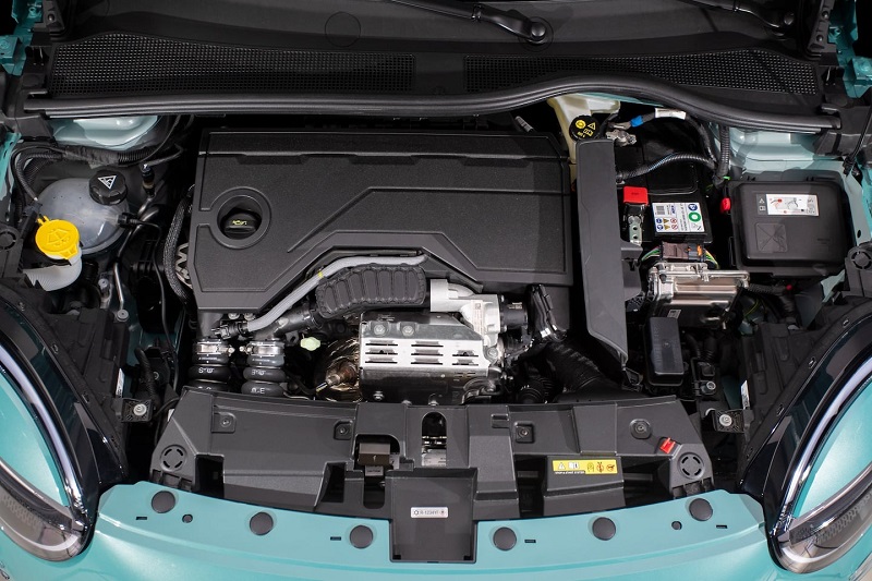 Llegó el nuevo FIAT 600 hybrid, el mejor homenaje a su ilustre antecesor de 1955