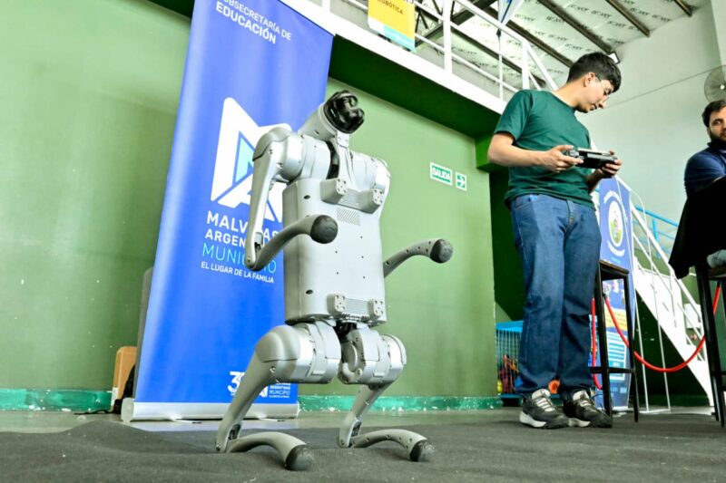 Malvinas Argentinas fue sede del Encuentro Regional de Robótica 2025