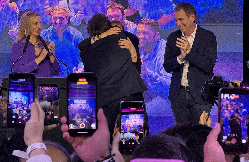 Patricia Bullrich arrasó en la Ciudad: "No volvamos atrás, sigamos construyendo este cambio”