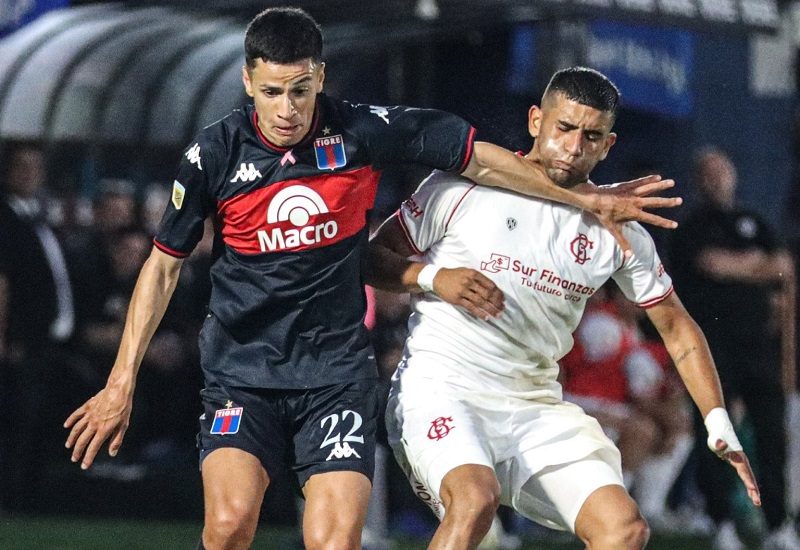 Tigre con 10 le empato el partido a Barracas a lo "Guapo"