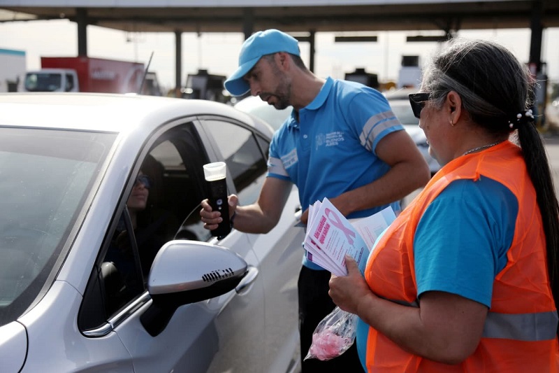 “Un control que salva” Marinucci y Kreplak encabezaron un operativo de seguridad vial y sanitario