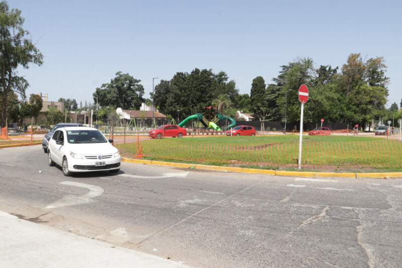 Habilitaron la nueva rotonda de Azcuénaga en San Miguel