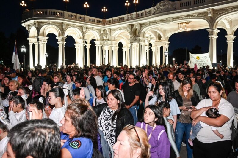 Julio Zamora participo de la celebración por el Día de las Iglesias Evangélicas