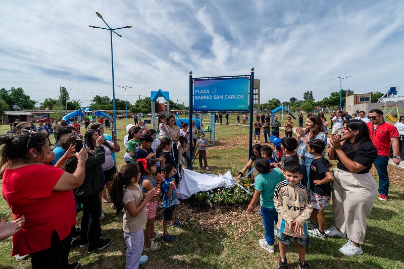 Mariel Fernández inauguró una Plaza en el barrio San Carlos de Trujui