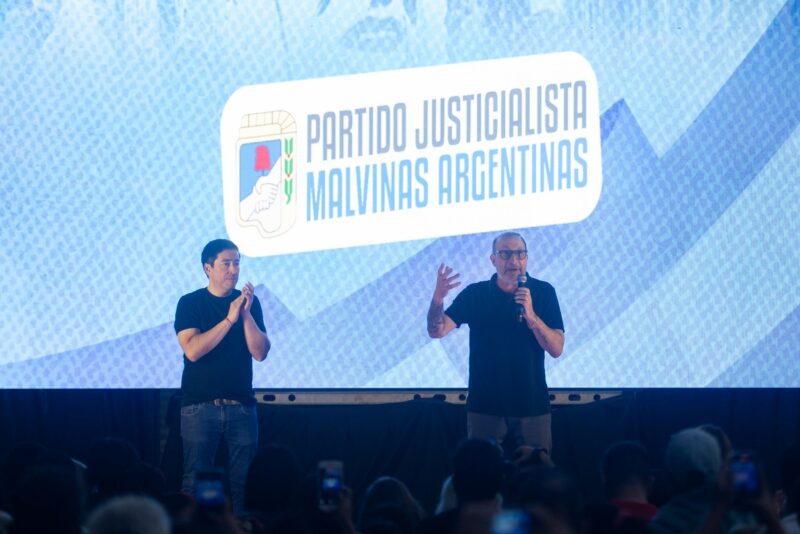 Nardini y Vivona celebraron el 17 de Noviembre junto a la militancia de Malvinas