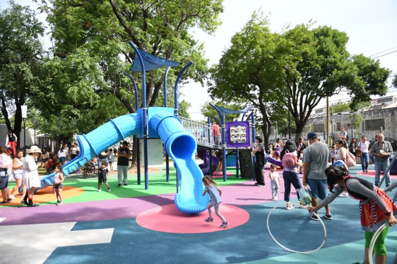 La Plaza de los Trabajadores en Munro ya se encuentra totalmente renovada