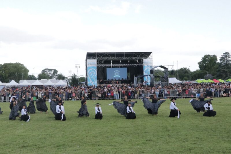 San Miguel realizó una gran Fiesta Criolla por el Mes de la Tradición