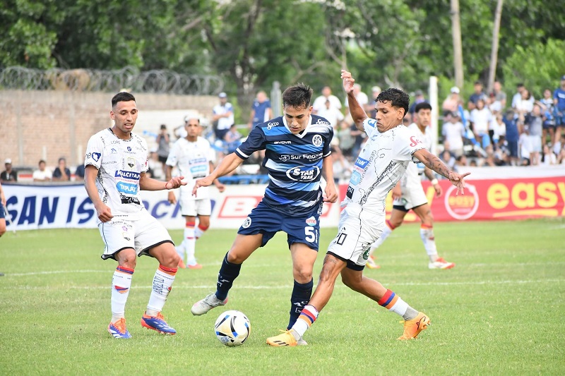 Acassuso gano la primera final ante Armenio por el ascenso a la "B" Nacional