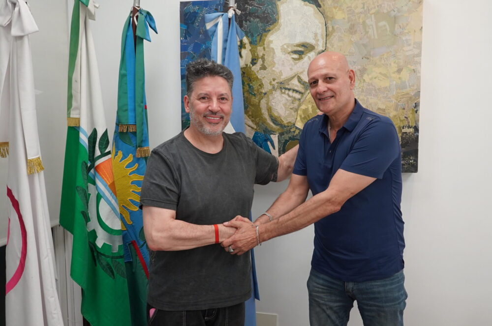 Aumento salarial a municipales de Merlo