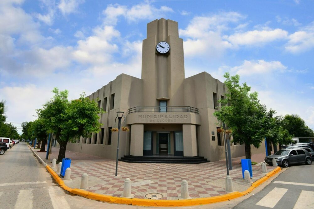 El Municipio amplía y digitaliza los trámites jurídicos para entidades del distrito