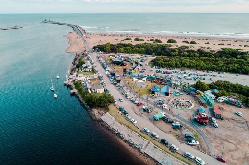 Finde largo 5 destinos en la provincia con naturaleza, termas y playas