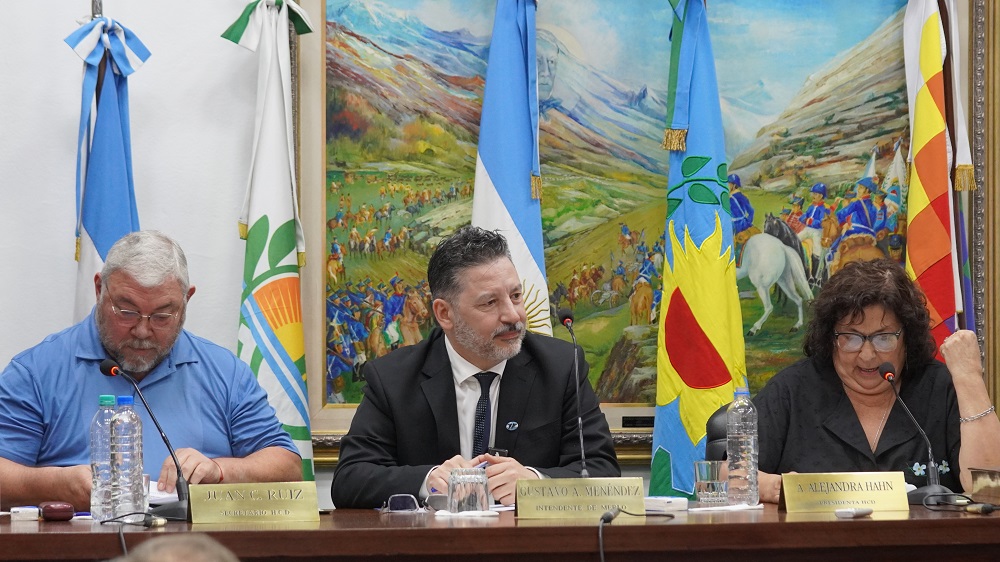 Jura de concejales electos en Merlo