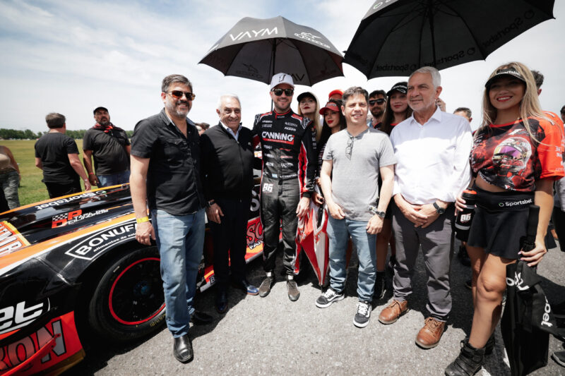 Kicillof asistió al Gran Premio Coronación del Turismo Carretera