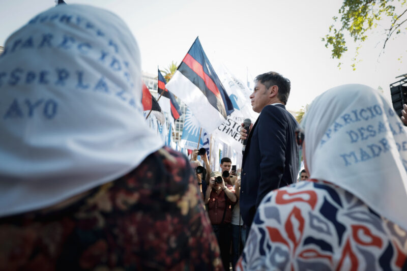 Kicillof participó de la ronda de las Madres de Plaza de Mayo en homenaje a Hebe de Bonafini