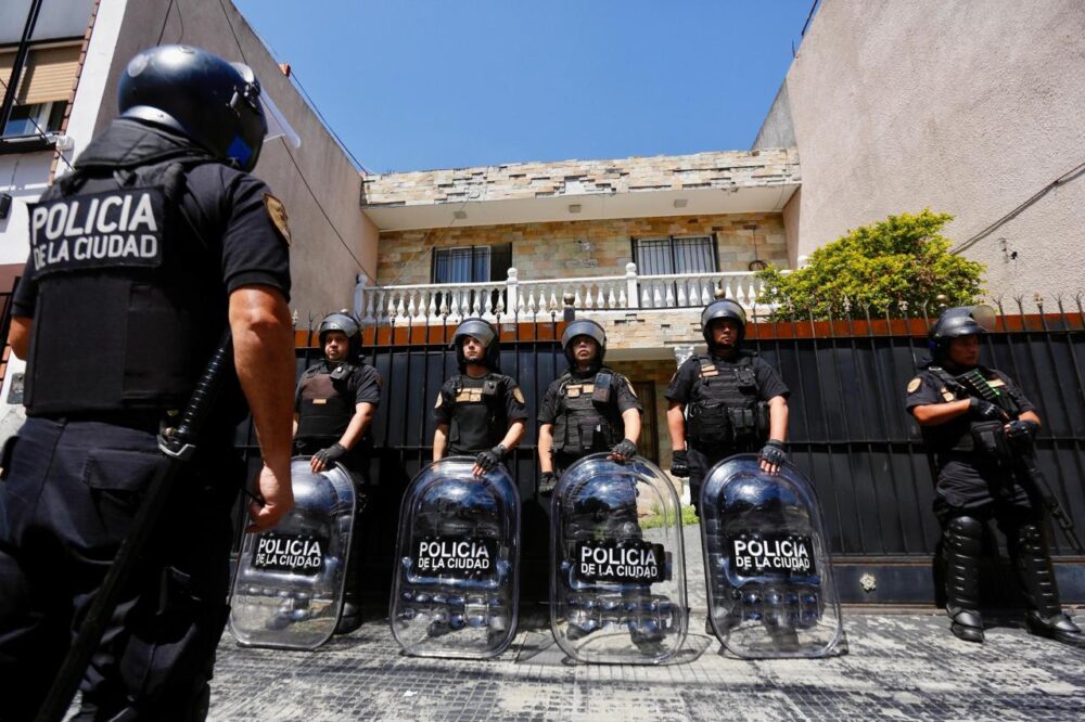 La Ciudad recuperó una casa usurpada en Villa Real y un estacionamiento con contrato vencido que seguía cobrando