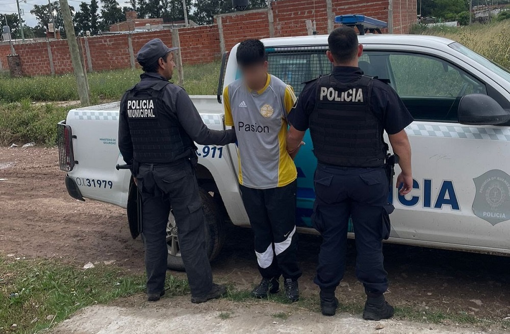 La Policía Municipal detuvo a un hombre con 154 envoltorios de cocaína durante una recorrida preventiva