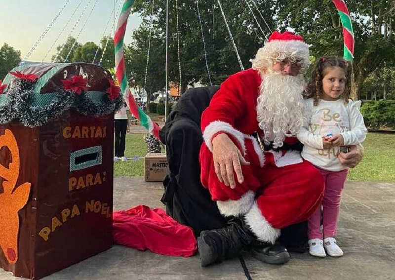 Los barrios de Vicente López celebran la Navidad con descuentos, música y la visita de Papá Noel