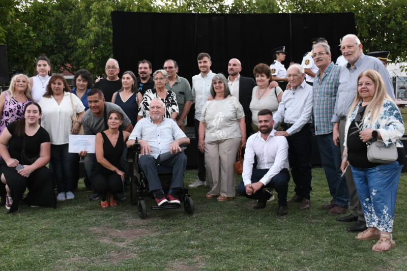 Lucas Ghi distinguió a miembros de las fuerzas que se desempeñan en Morón