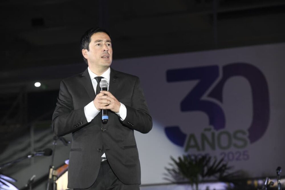 Malvinas Argentinas celebró su 30° aniversario con un acto encabezado por el intendente Leo Nardini