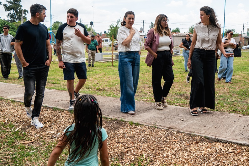 Mariel Fernández inauguró la Plaza 6 de Enero en Cuartel V
