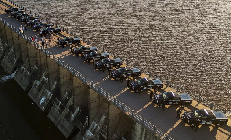 Mariel Fernández presentó móviles para la Guardia Urbana municipal