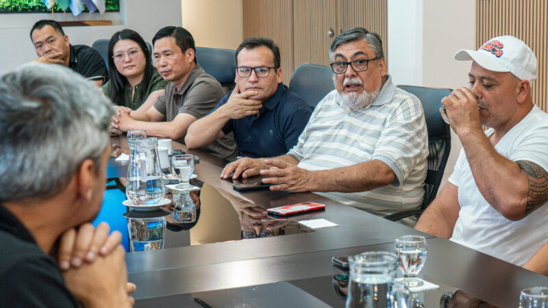 Mariel Fernández se reunió con comerciantes locales que se sumaron al Programa “Compre Barato”