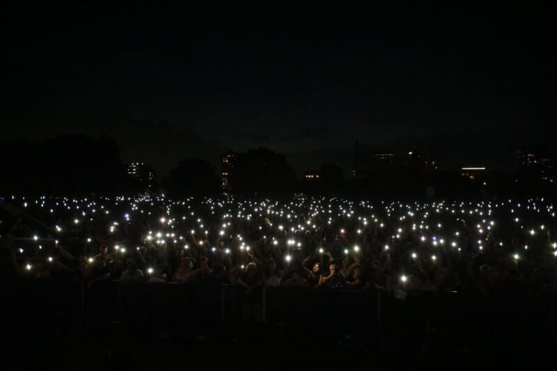 Más de 20.000 vecinos festejaron los 120 años de Vicente López con un show de luces y sin pirotecnia