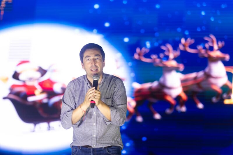 Más de cien mil personas celebraron la magia de la Navidad en Malvinas Argentinas