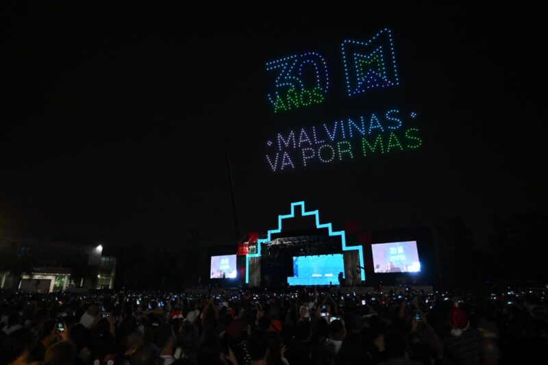 Más de cien mil personas celebraron la magia de la Navidad en Malvinas Argentinas