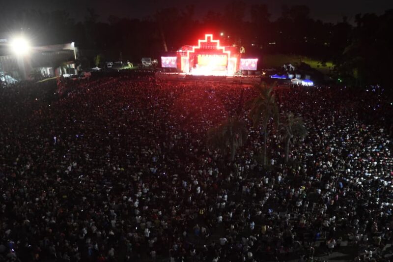 Más de cien mil personas celebraron la magia de la Navidad en Malvinas Argentinas