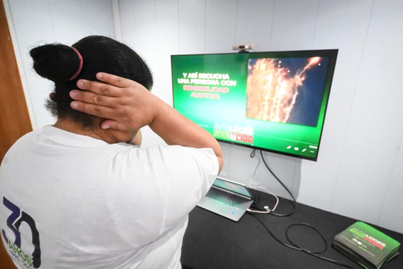 Más luces, menos ruido Malvinas Argentinas refuerza la campaña en contra del uso de pirotecnia sonora