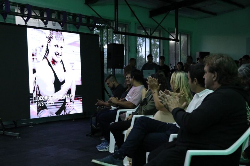 San Isidro reinauguró su Escuela de Boxeo y homenajeó a la Locomotora Oliveras