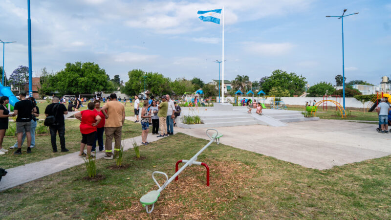 Mariel Fernández inauguró la Plaza Villa Herrero en Moreno Sur