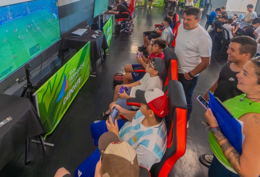 Los Polideportivos de San Fernando tienen nuevos talleres de Gaming y DJ en el verano