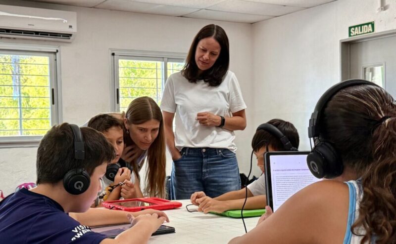“A Leer en Vivo”, programa de las colonias de Vicente López que mejora la lectura de los chicos