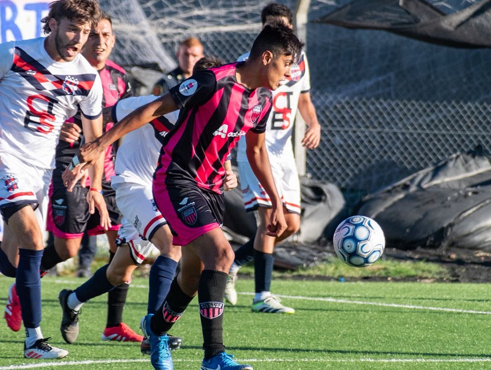 Atlético Escobar va por el pase a las finales del Regional Amateur