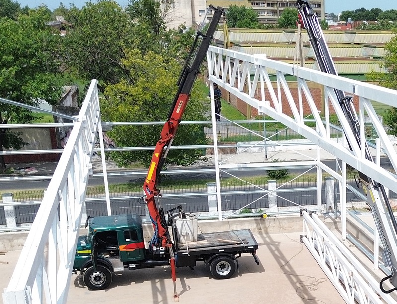 Avanza la renovación integral del playón deportivo del Parque José Hernández en San Martín