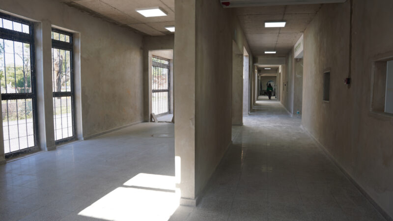 Avanzan las obras en establecimientos educativos de Moreno